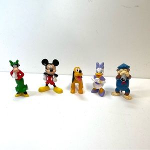 Disney and Ganz vtg figures M. Mouse, Clarabelle Cow, Pluto, Daisy Duck, sailor